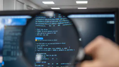 Hopsanie po sieciach VLAN